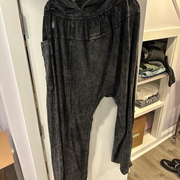 FP Movement Hot Shot Sport Pantsuits - Picture 5 of 7